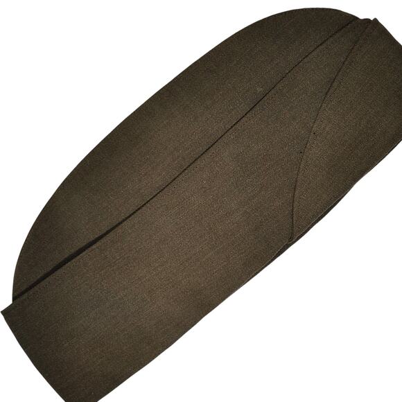 1991 Men’s Garrison Cap – Green, Size 7-1/8, Bernard Cap Co. w/ EGA Device - Picture 2 of 7
